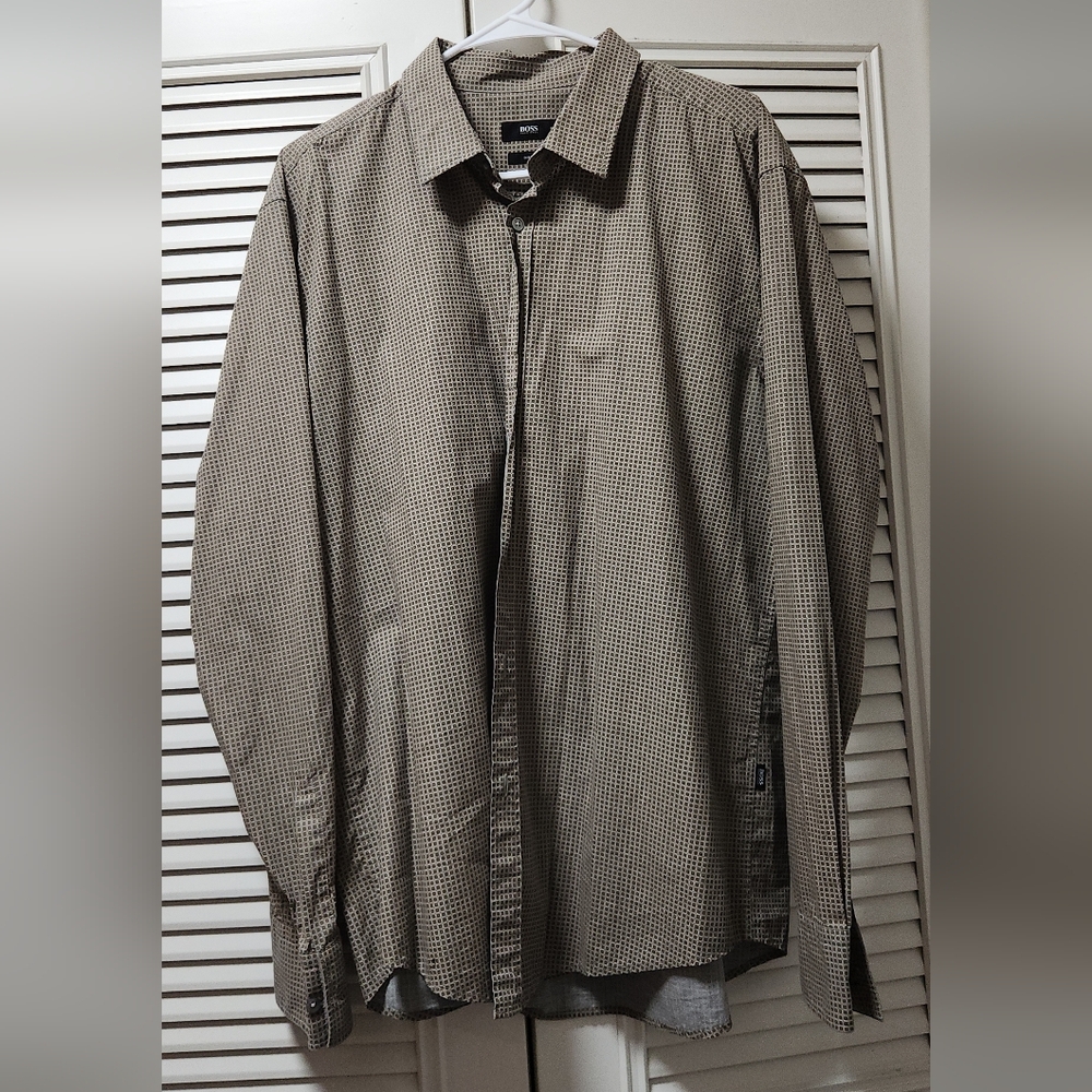 Men Dress Shirt Long sleeve Hugo Boss size 2XL